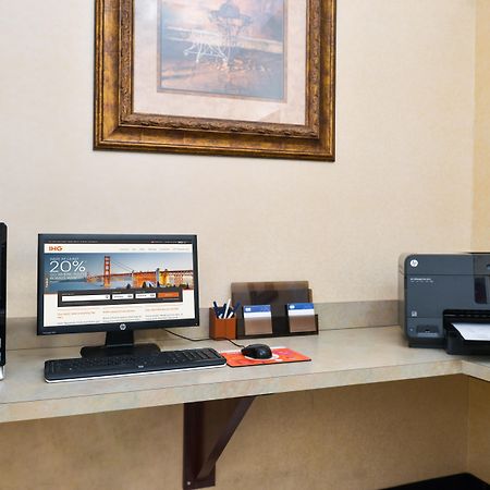 Holiday Inn Express Hotel & Suites Abilene Mall South By Ihg Экстерьер фото